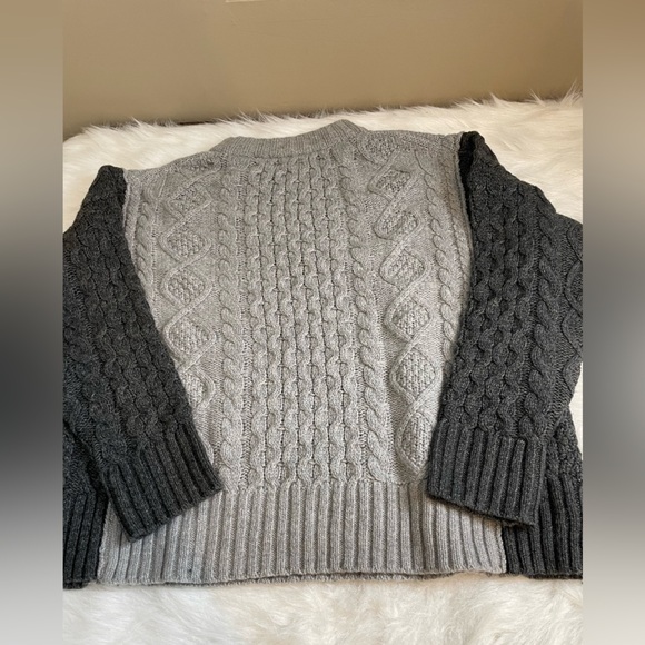 J crew oversized cable knit crewneck color block Gray Sweater - Picture 10 of 10